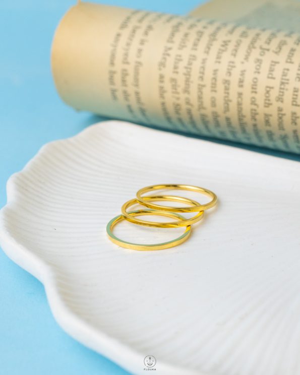 gold triple rings