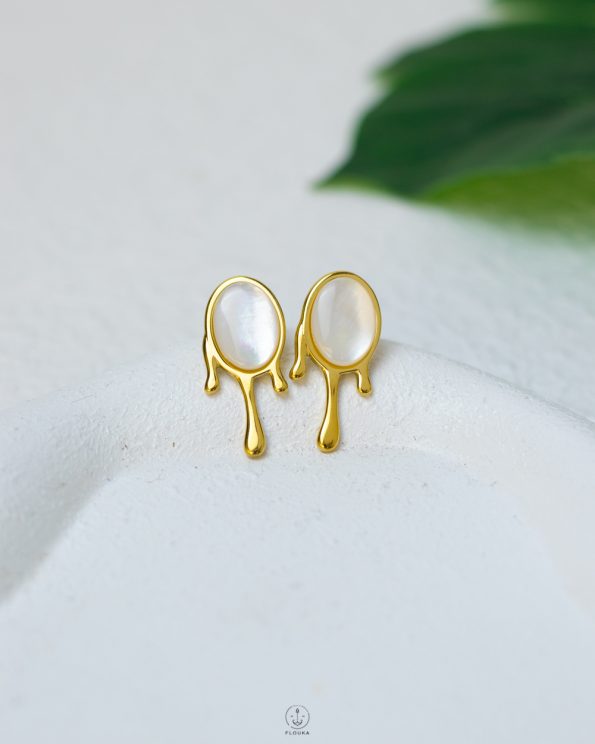 teardrob cateye Earring
